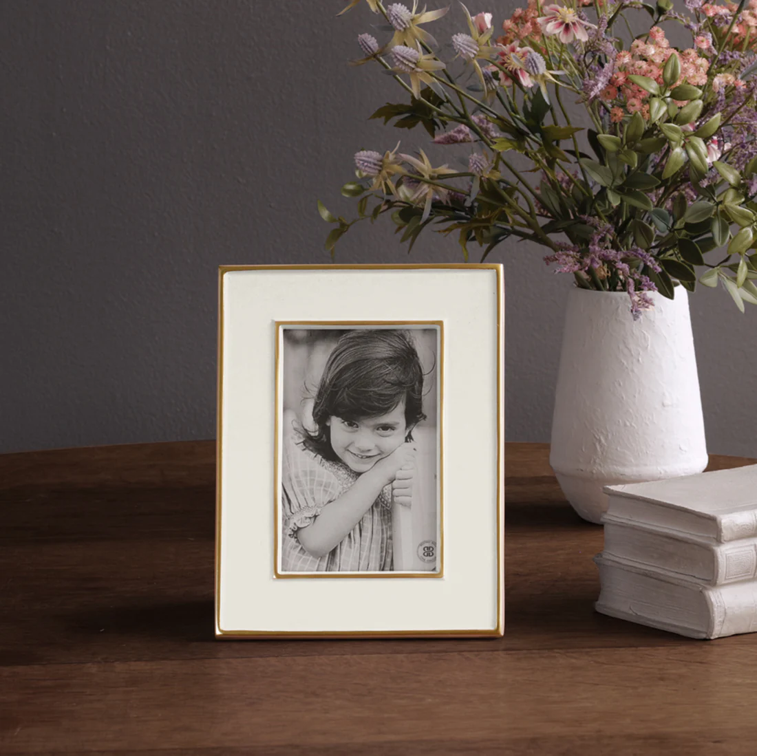 Beatriz Ball FRAME Encanto Jason 4x6 – Cream