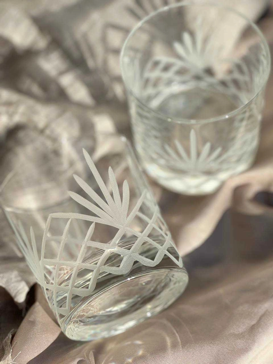 Carved Frosted White Palm Set of 6 Drinking Glasses 8.5 oz.