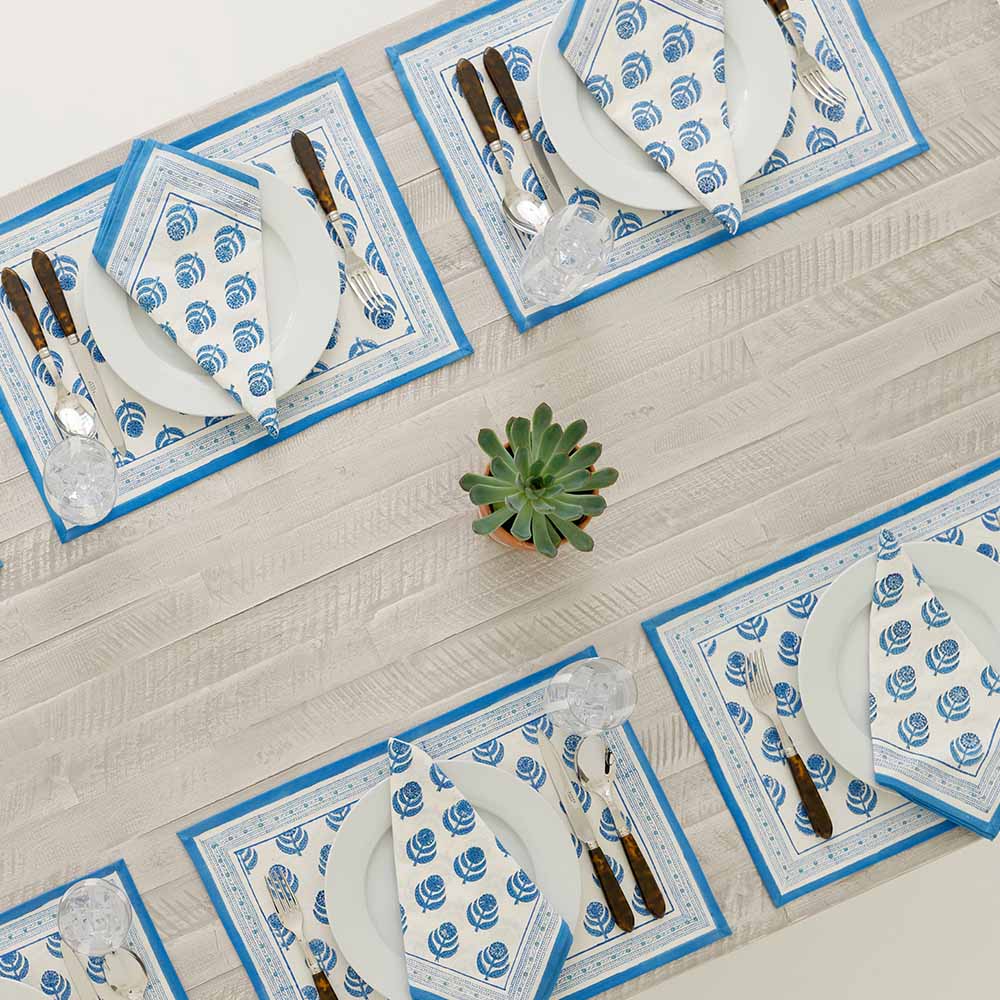 Set of 4 Blue and White Pinot Placemats