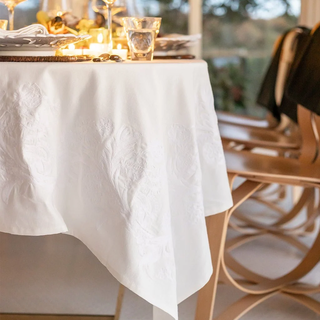 Penelope Floral Tablecloth, 60x90