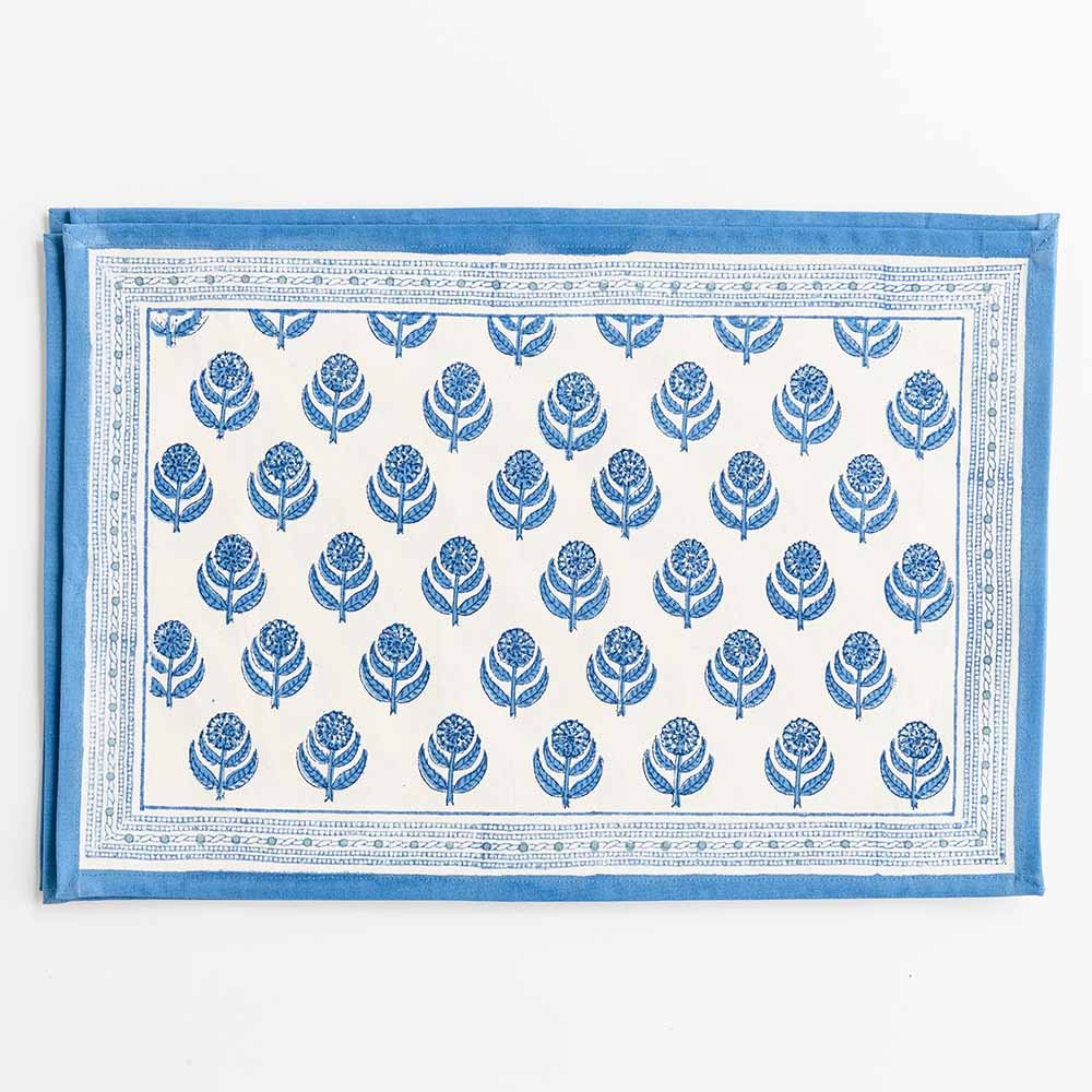 Set of 4 Blue and White Pinot Placemats